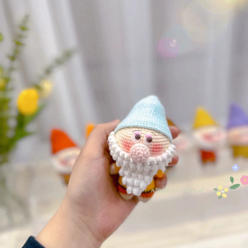 Handmade Diy Seven Dwarfs Pendant Knitting Materials Package Hook Wool Crochet Keychain